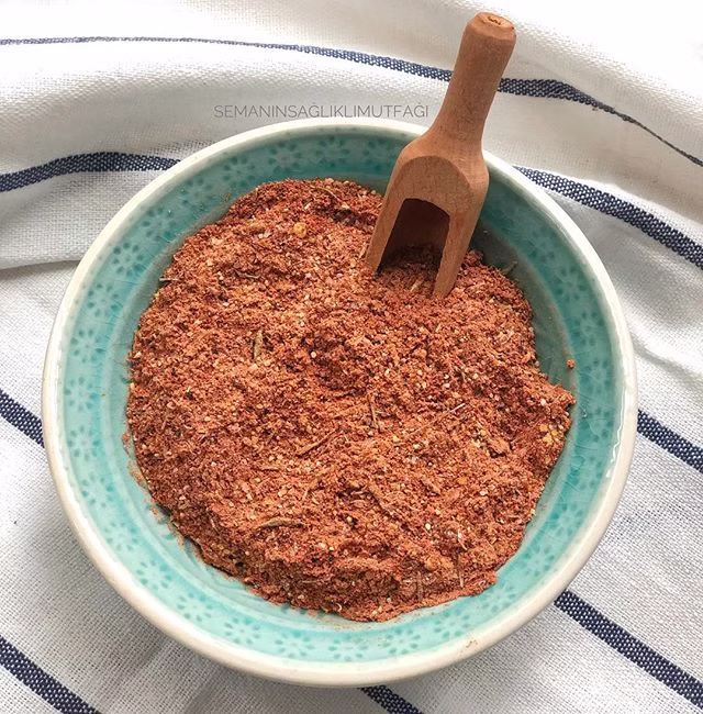 Ev Yapımı Cajun Baharatı Ev Yapımı Cajun Baharatı