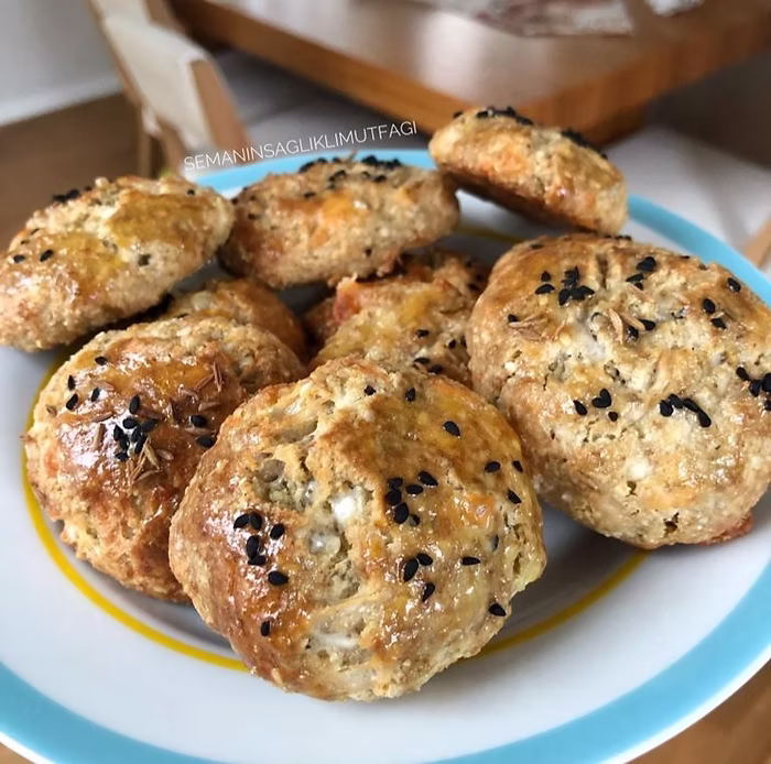Glutensiz Pastane Poğaçası Glutensiz Pastane Poğaçası