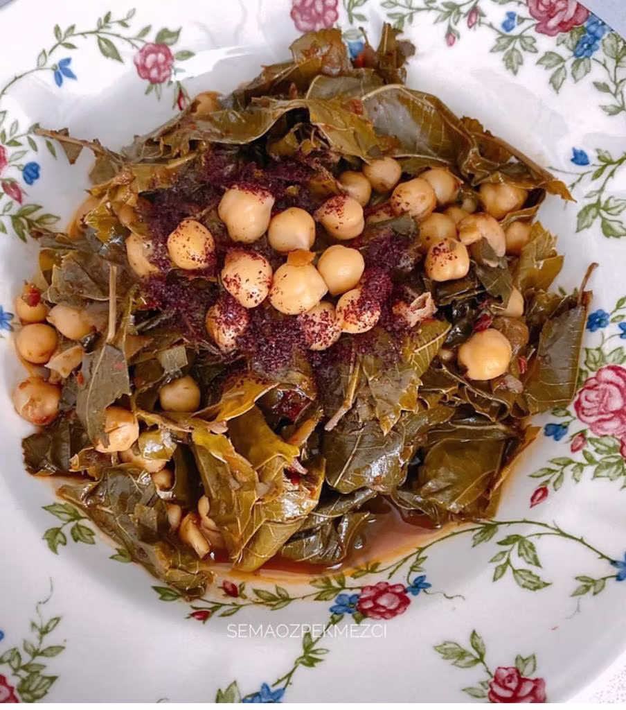 En Sevdiğim Yemek Ekşili Yırtma En Sevdiğim Yemek Ekşili Yırtma