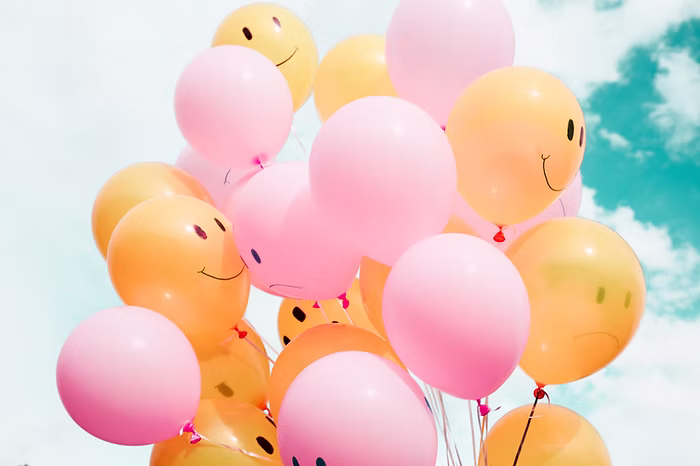 farklı moodları gösteren balonlar